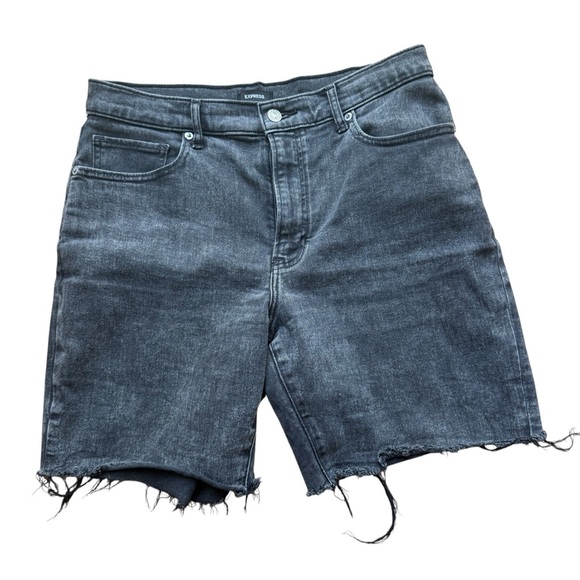 Express Bermuda High Rise Jean Shorts Women's Size 10 Stretch Black Denim Wash - Picture 4 of 8